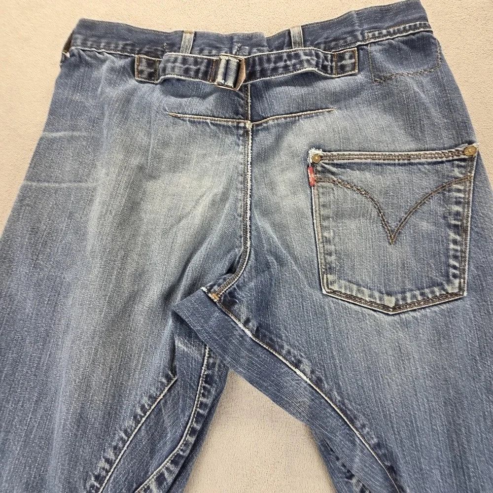 VTG Levis Engineered Jeans Buckle Back One Pocket Fits 32x30